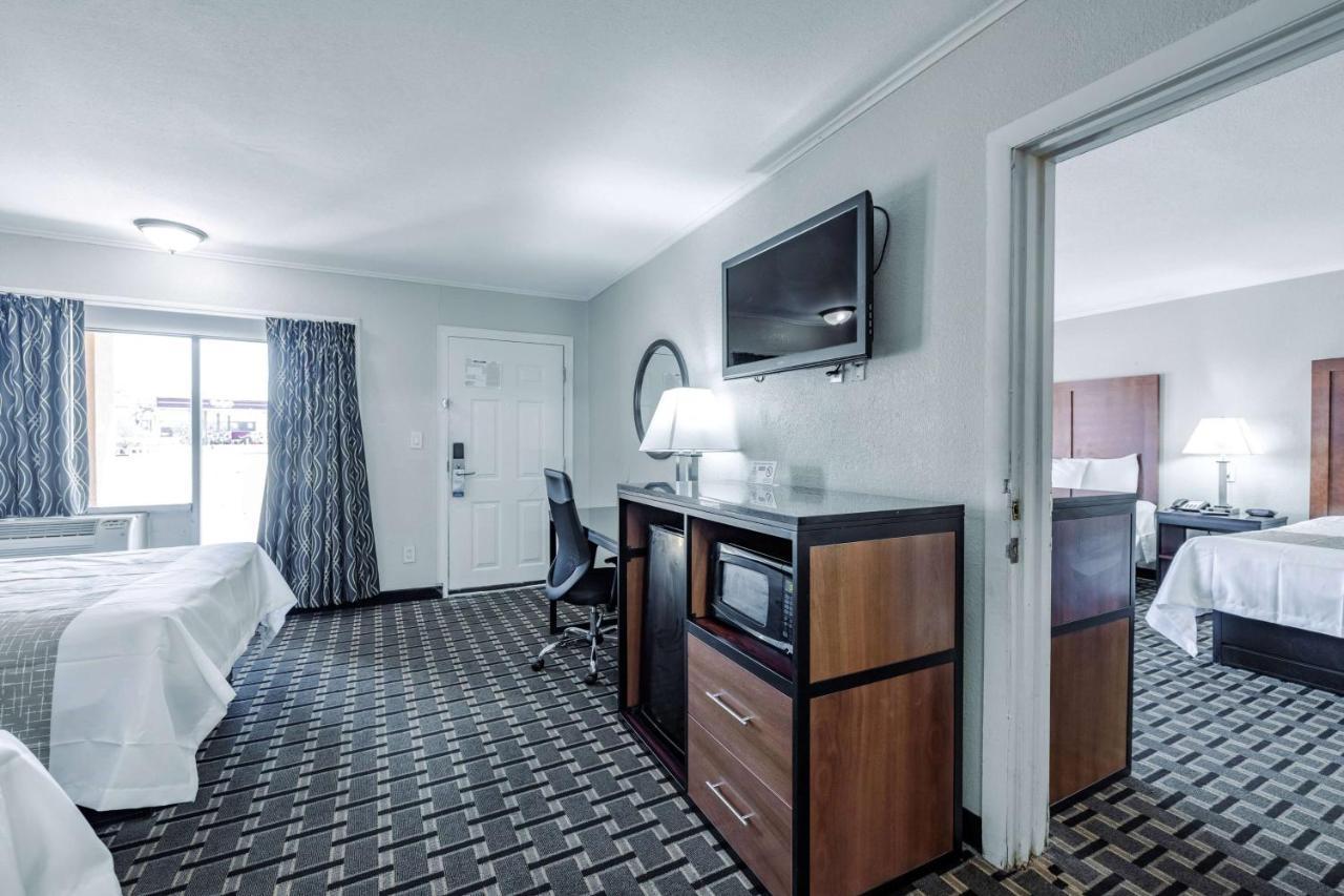 Travelodge By Wyndham Jackson I-40 Exit 82 Exteriör bild